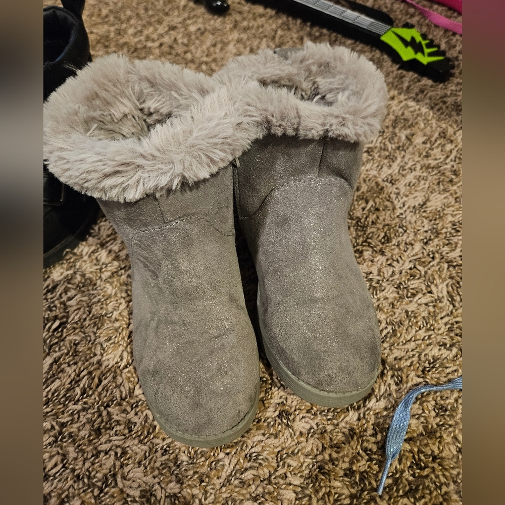 Little kid size 13 Cat and Jack Gray Sparkle Boot